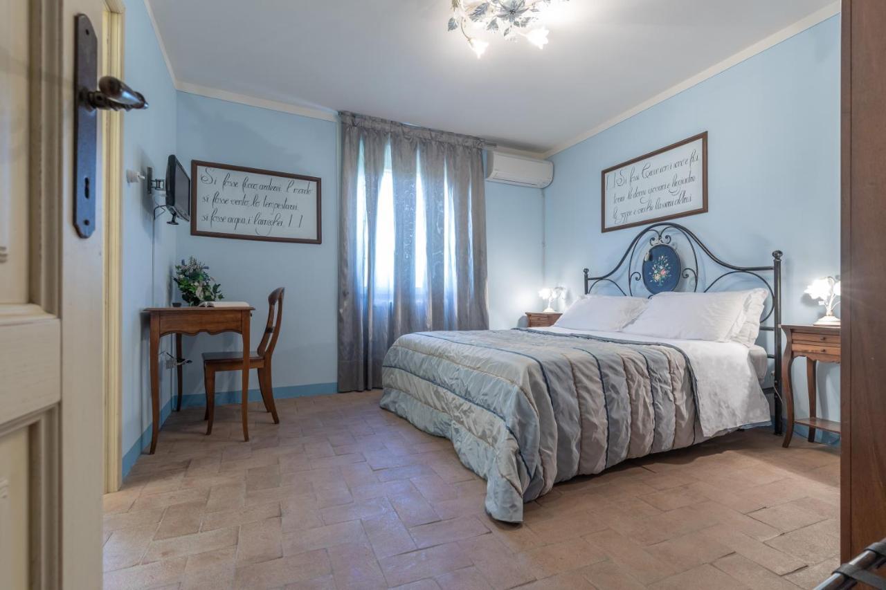 Bed and Breakfast La Casa Medioevale Lamporecchio Exterior foto