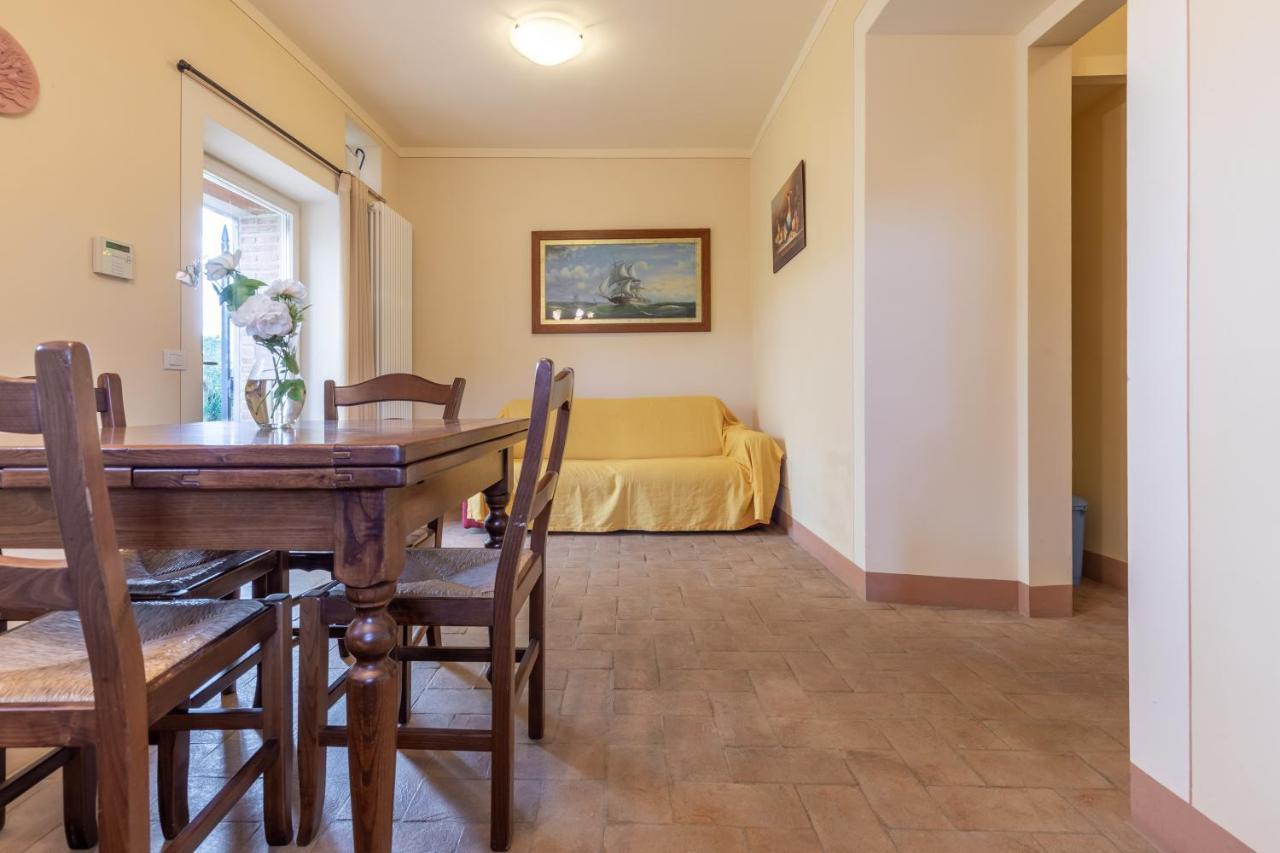 Bed and Breakfast La Casa Medioevale Lamporecchio Exterior foto