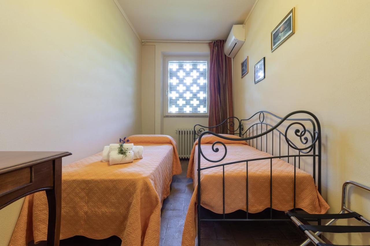 Bed and Breakfast La Casa Medioevale Lamporecchio Exterior foto