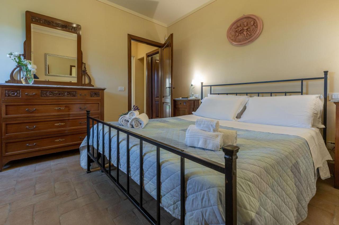 Bed and Breakfast La Casa Medioevale Lamporecchio Exterior foto